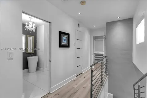 3470 Sheridan Avenue Miami Beach FL 33140