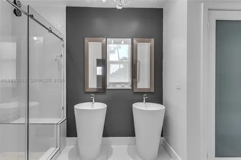3470 Sheridan Avenue Miami Beach FL 33140