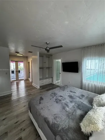 3470 Sheridan Avenue Miami Beach FL 33140