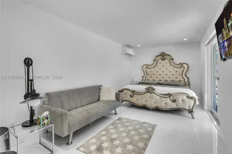 3470 Sheridan Avenue Miami Beach FL 33140