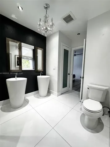 3470 Sheridan Avenue Miami Beach FL 33140