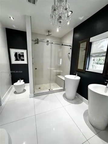 3470 Sheridan Avenue Miami Beach FL 33140