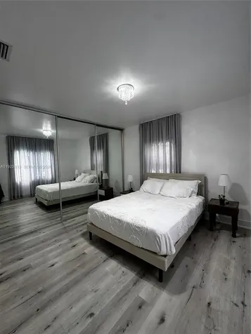 3470 Sheridan Avenue Miami Beach FL 33140