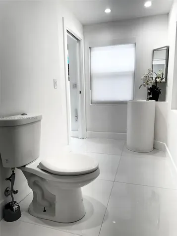 3470 Sheridan Avenue Miami Beach FL 33140