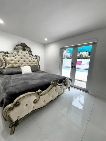3470 Sheridan Avenue Miami Beach FL 33140