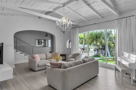 3470 Sheridan Avenue Miami Beach FL 33140
