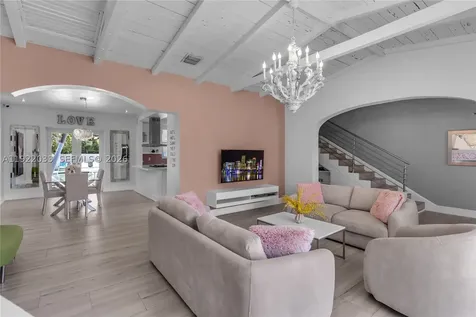 3470 Sheridan Avenue Miami Beach FL 33140