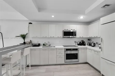55 SW 9th Street Miami FL 33130