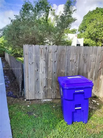 7 No Address Miami FL 33133