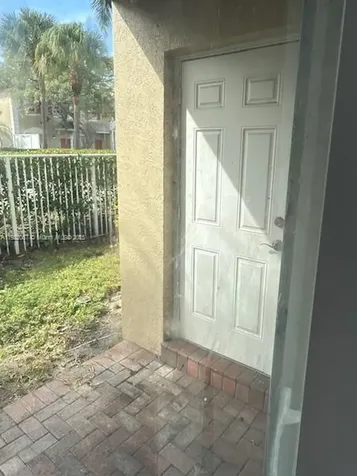 677 NW 42nd Avenue Plantation FL 33317
