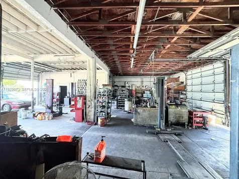 11851 W Dixie Highway Miami FL 33161
