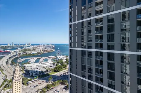 159 NE 6th Street Miami FL 33132