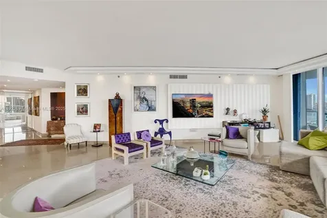 4000 Island Boulevard Aventura FL 33160