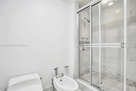 4000 Island Boulevard Aventura FL 33160