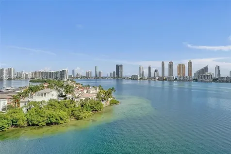 4000 Island Boulevard Aventura FL 33160