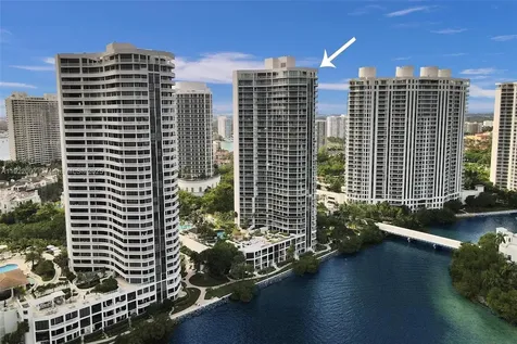 4000 Island Boulevard Aventura FL 33160