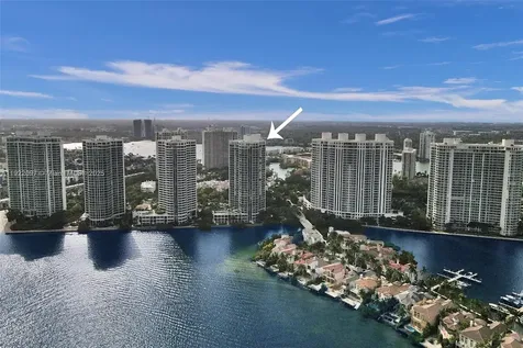 4000 Island Boulevard Aventura FL 33160