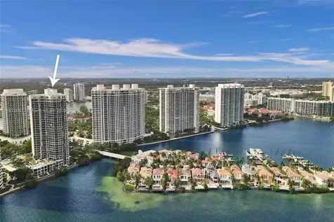 4000 Island Boulevard Aventura FL 33160