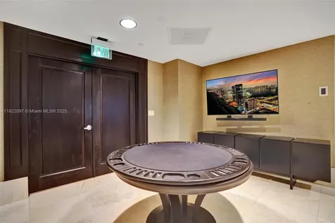 4000 Island Boulevard Aventura FL 33160