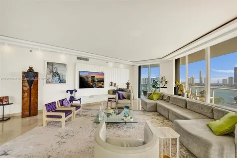 4000 Island Boulevard Aventura FL 33160