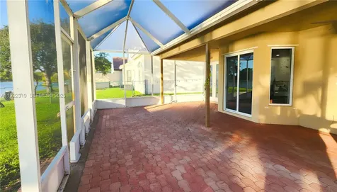 1308 SW 181st Avenue Pembroke Pines FL 33029