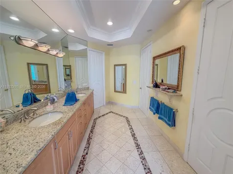 3220 NE 165th Street North Miami Beach FL 33160