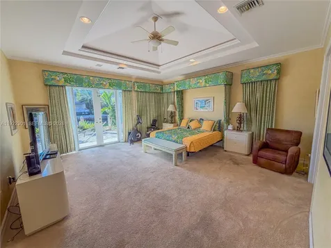 3220 NE 165th Street North Miami Beach FL 33160