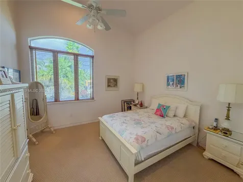 3220 NE 165th Street North Miami Beach FL 33160
