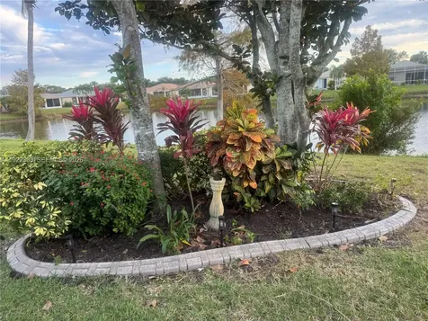 715 SW Rocky Bayou Terrace Saint Lucie West FL 34986
