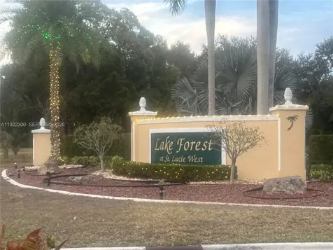715 SW Rocky Bayou Terrace Saint Lucie West FL 34986