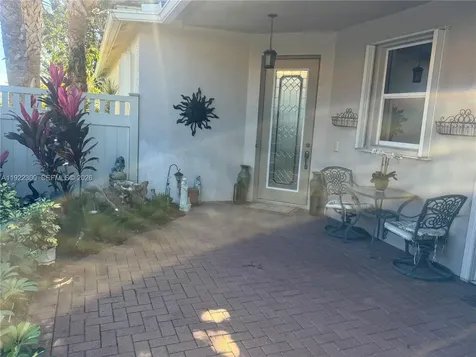 715 SW Rocky Bayou Terrace Saint Lucie West FL 34986