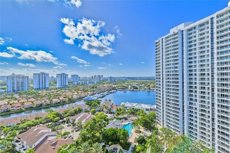 21050 Point Place Aventura FL 33180