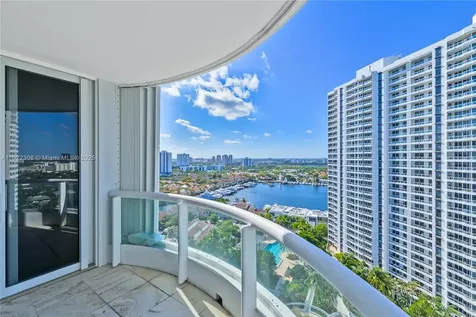 21050 Point Place Aventura FL 33180