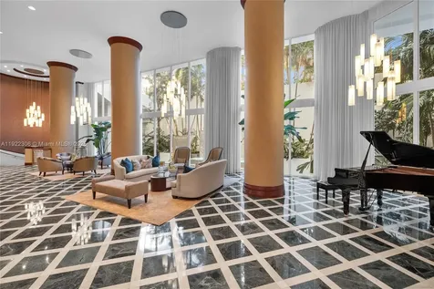 21050 Point Place Aventura FL 33180