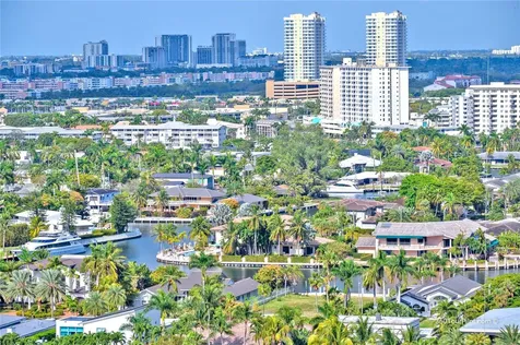 21050 Point Place Aventura FL 33180