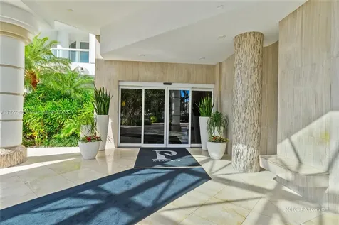 21050 Point Place Aventura FL 33180