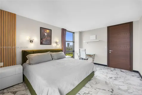 20379 W Country Club Drive Aventura FL 33180