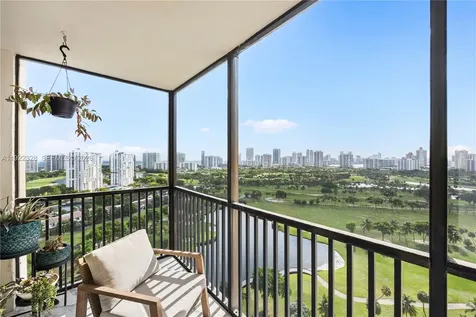 20379 W Country Club Drive Aventura FL 33180