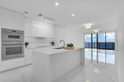 700 NE 24 Street Miami FL 33137