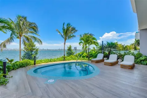 700 NE 24 Street Miami FL 33137