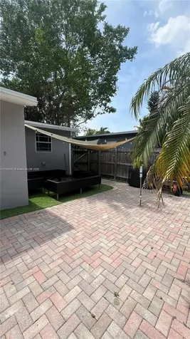 1401 NE 14th Court Fort Lauderdale FL 33304