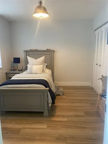 9420 Poinciana Place Davie FL 33324