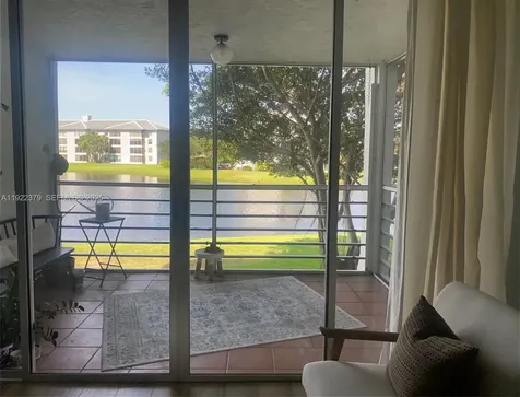 9420 Poinciana Place Davie FL 33324
