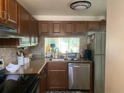 9420 Poinciana Place Davie FL 33324
