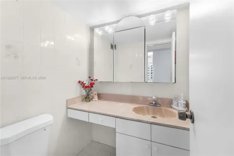 2655 Collins Avenue Miami Beach FL 33140