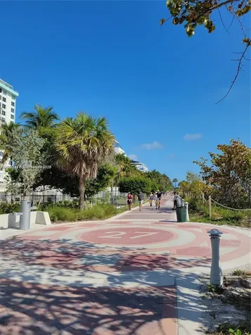 2655 Collins Avenue Miami Beach FL 33140