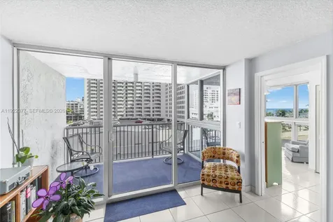 2655 Collins Avenue Miami Beach FL 33140