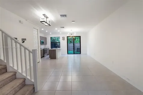 15824 NW 91st Court Miami Lakes FL 33018