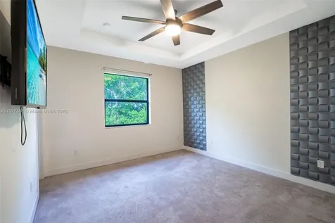 15824 NW 91st Court Miami Lakes FL 33018