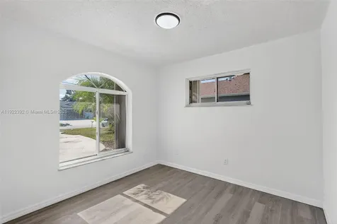 1833 SW Bellevue Avenue Port St. Lucie FL 34953